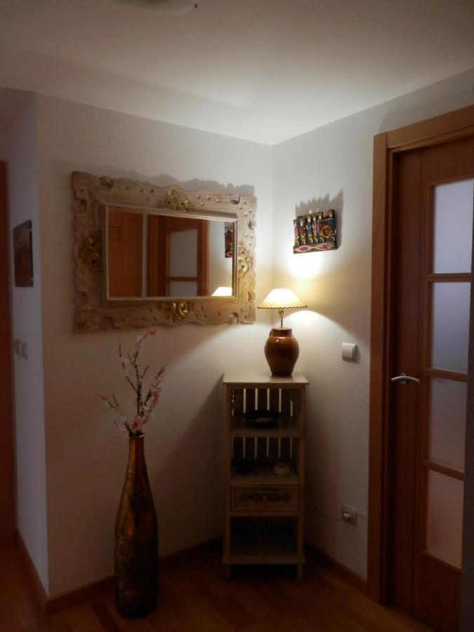 Acogedor Apartamento En Huesca Exteriör bild