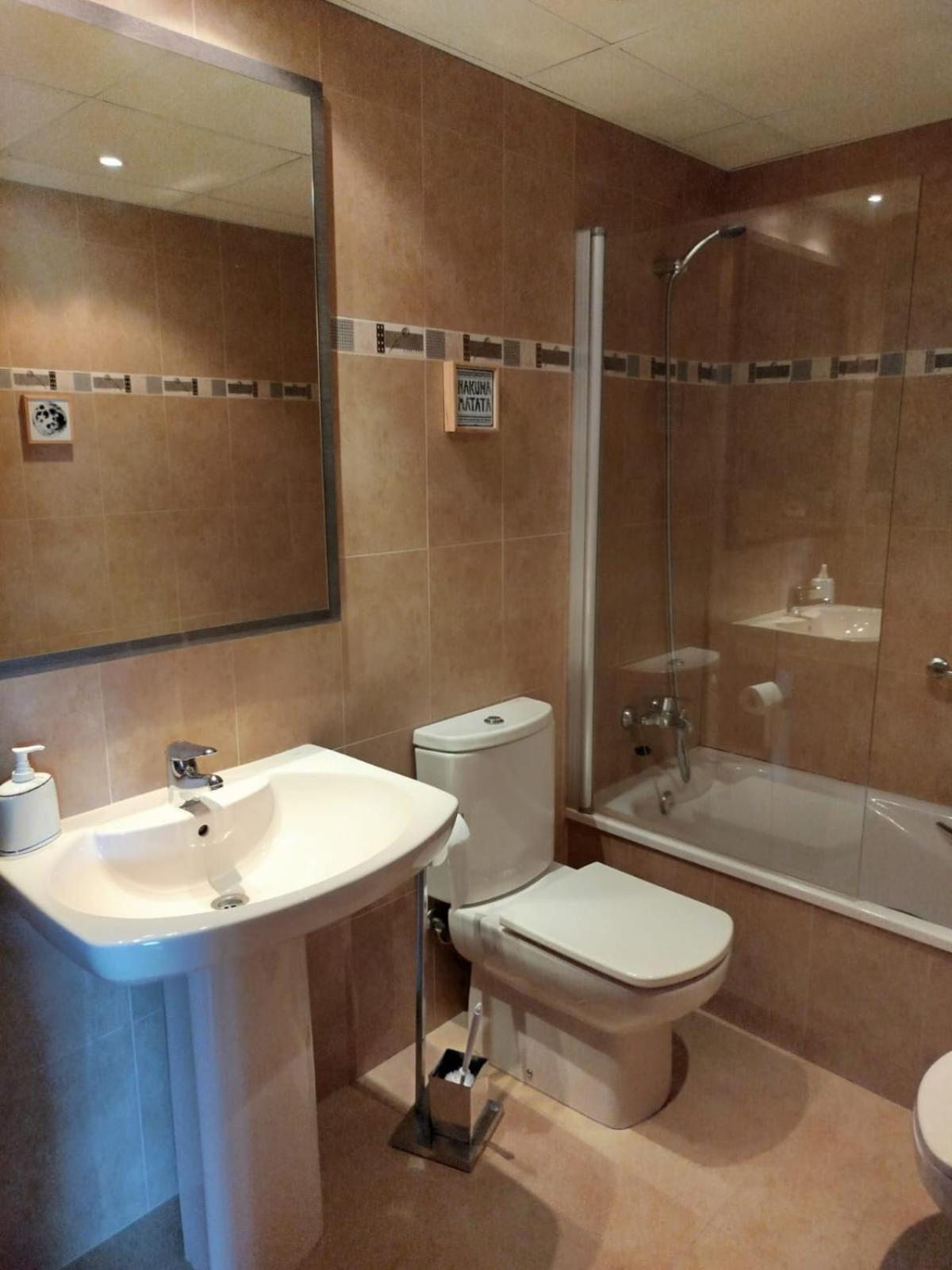 Acogedor Apartamento En Huesca Exteriör bild