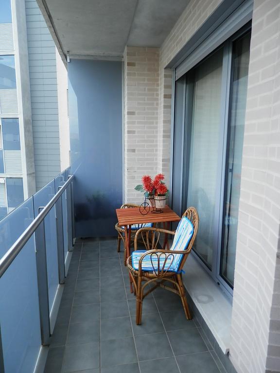 Acogedor Apartamento En Huesca Exteriör bild